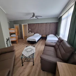 3* Aparthotel Bara Midi